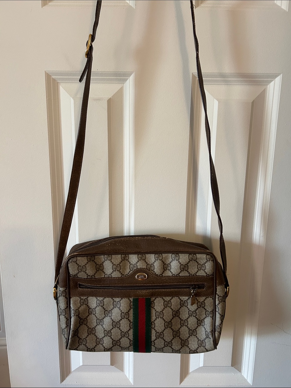 Authentic Vintage Gucci 80s Ophidia Monogram Shoulder Bag 32.02.005